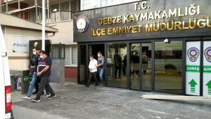 Gebze'de çaldıkları tırı satmak isteyen çete çökertildi