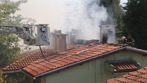 Kocaeli’de 4 ev alevlere teslim oldu