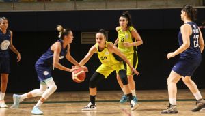 Leyla Atakan Cup’ta son maçın galibi: İzmit Belediyespor