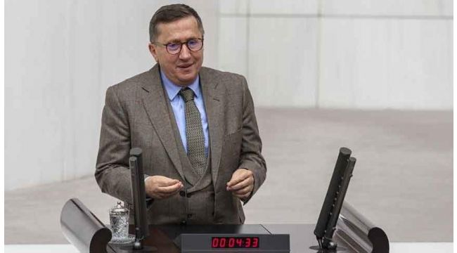 Lütfü Türkkan Derince’deki internet sorununu meclise taşıdı