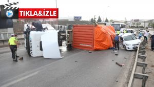 Virajı alamayan tır otomobili hurdaya çevirdi