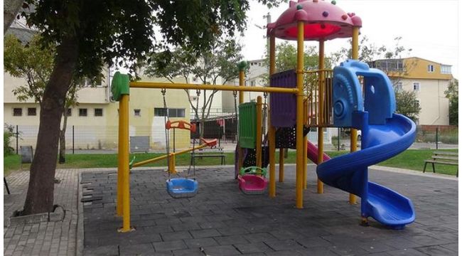 Çocuklara cinsel organını gösteren sapık yakalandı