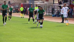 2. Lig Beyaz Grup: Niğde Anadolu FK: 0 - Kocaelispor: 0