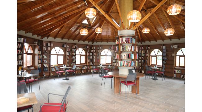 Darıca’da Kitap Kafe hizmete girdi