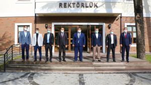 Gebzeli girişimcilerden GTÜ'ye proje ziyareti