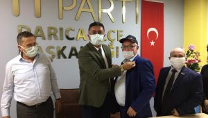 İYİ Parti Darıca'da üye şov yaptı