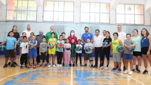 İzmit Belediyesi basketbol okullarına yoğun ilgi