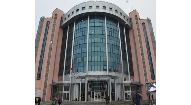 İzmit Belediyesi temizlik işçisi alımı yapacak