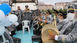 Kocaeli’de Cumhuriyet coşkusu caddelere taşındı