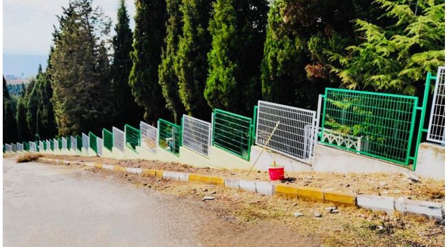 Körfez’de kent mezarlıklarına bakım