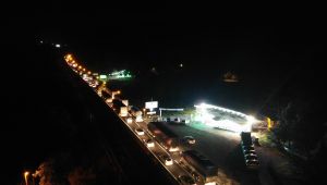 TEM’in kapatılması D-100 Karayolu’nda trafiği felç etti