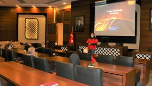 Acil durum ekiplerine “Yangın Güvenliği Semineri” verildi