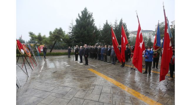 Atatürk Derince’de saygı ile anıldı
