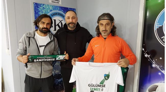 Başkan Hürriyet’ten eski sporculara şampiyonluk hediyeleri