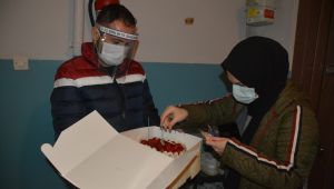 Başkan Hürriyet'ten küçük Berkay’a pasta sürprizi