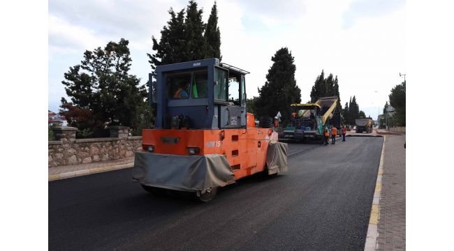Derince’de altyapısı biten cadde ve sokaklar asfaltlanıyor