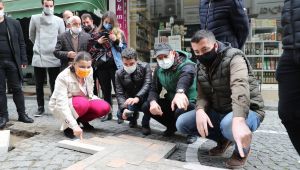 Fethiye Caddesinde doğal taş zemini uygulanıyor