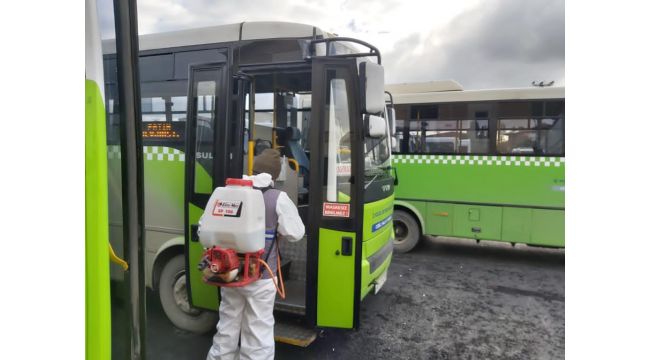 Gebze’de halk otobüsleri dezenfekte ediliyor
