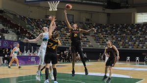 Kadınlar Basketbol Süper Ligi: İzmit Belediyespor: 62 - Galatasaray: 80