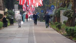 Kısıtlama biter bitmez Kocaelililer kendini sokağa attı