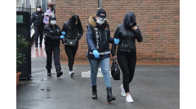 Kocaeli'de fuhuş çetesine operasyon: 16 gözaltı