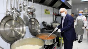 Körfez’de Aşevi Projesi hayata geçirildi