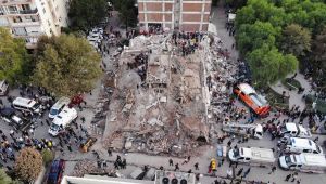 Ünlü mimar deprem sonrası raylı sistemi anlattı