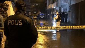 1 kişiyi döverek öldüren 8 kişiye gözaltı