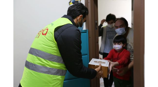 Alo Vefa’dan Tunahan’a doğum günü sürprizi