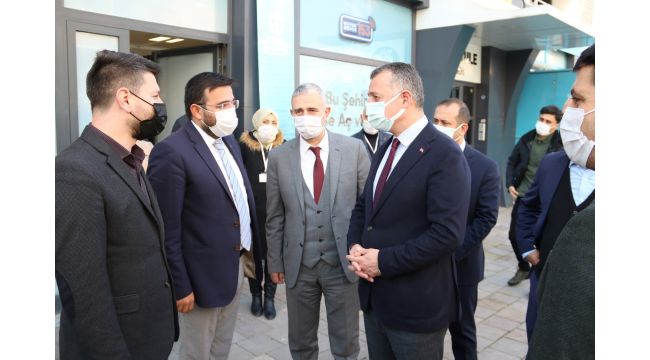 Büyükakın, Gebze’deki barınma evini ziyaret etti