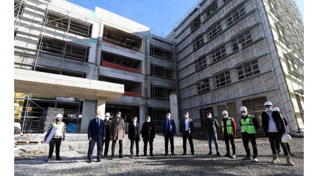 Büyükakın, Kandıra’daki 52 milyon TL’lik iki yatırımı inceledi