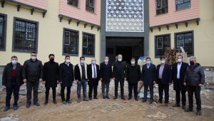 Çiftçi ve Ellibeş Çayırova’da yatırımları inceledi