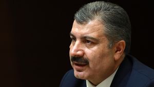 Çin aşısının Türkiye'ye gelişi ertelendi