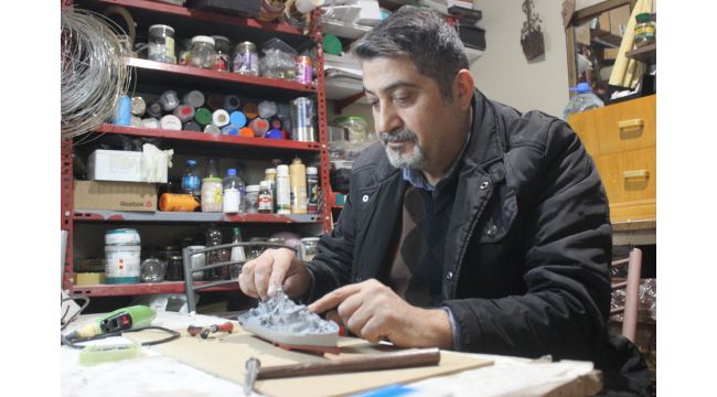 Emekli Deniz Astsubay maketten kendi donanmasını kurdu