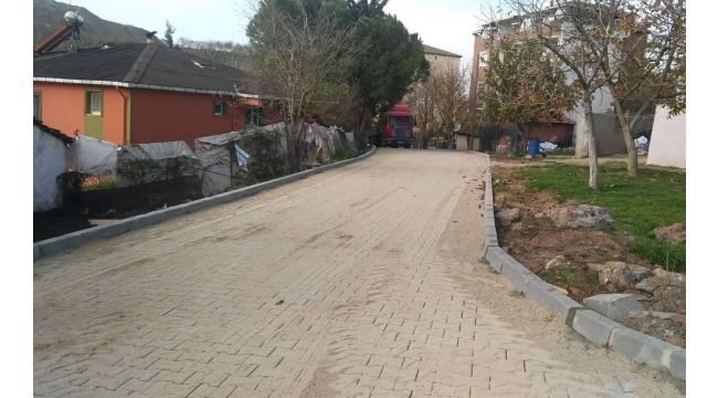 Gebze’de parke yol çalışması