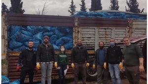 Gebze'deki Trabzonlu gençlerden alkışlanacak yardım