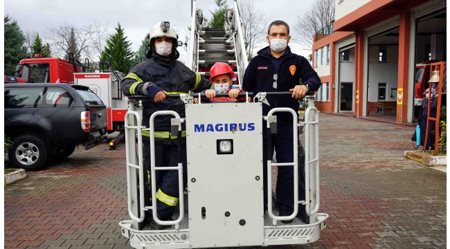 İtfaiyeci olmak isteyen çocuğa sürpriz