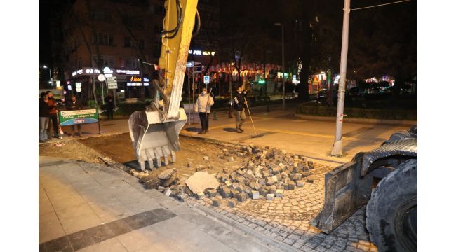 İzmit'te küp taşlar kaldırılıyor