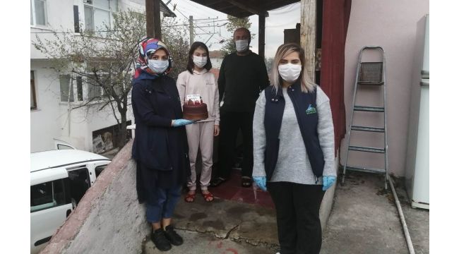 Kartepe Belediyesi çocukları sevindirdi
