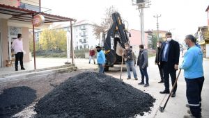 Kartepe'de asfalt yama çalışmaları devam ediyor