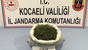 Kocaeli’de 2 kilo 330 gram esrar ele geçirildi