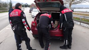 Denetimlerde uyuşturucu madde ele geçirildi