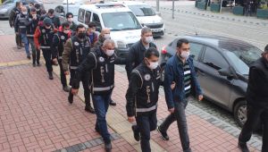 FETÖ operasyonunda gözaltına alınanlar adliyeye çıkarıldı