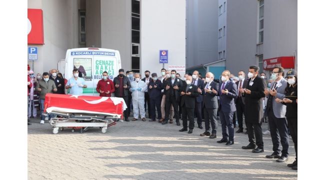 Koronaya yenik düşen doktora son görev