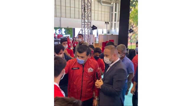 Ali Osman Gür milli projelere omuz veriyor