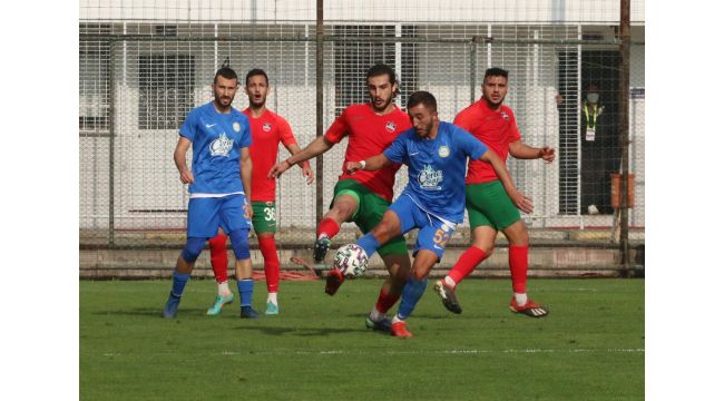 Misli.com 3.Lig: Belediye Derincespor: 0 - Diyarbekirspor: 0