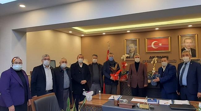 Muhtarlardan Recep Kaya'ya ziyaret