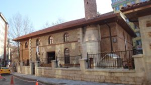 220 yıllık tarihi cami yeniden ibadete açıldı