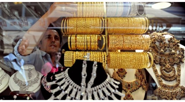Altın fiyatlarında düşüş sürüyor