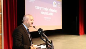 Balçık’ta hak sahiplerine tapular protokolden